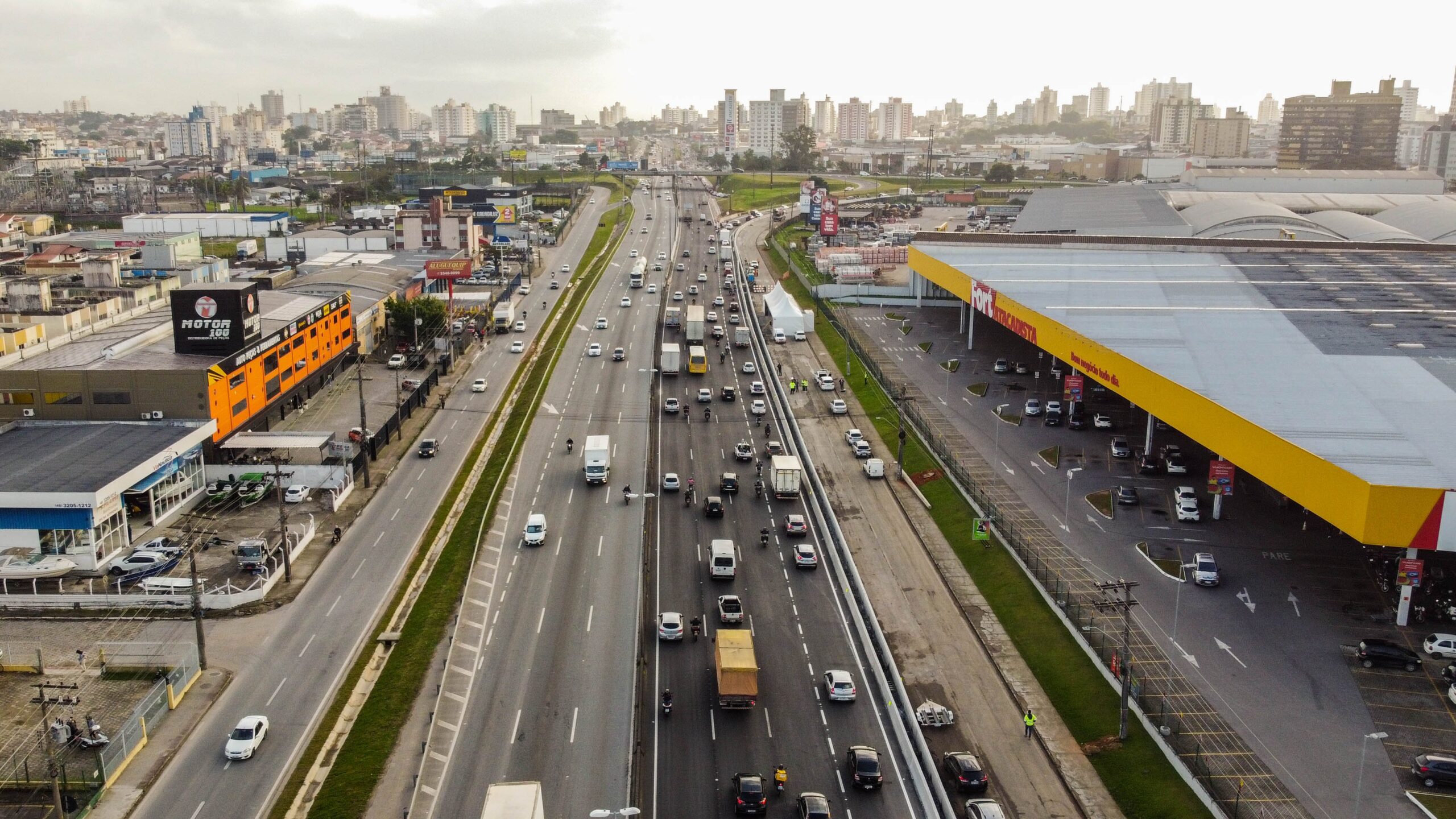 Mais De Um Milh O E Cem Mil Ve Culos Circular O Pela Arteris Litoral