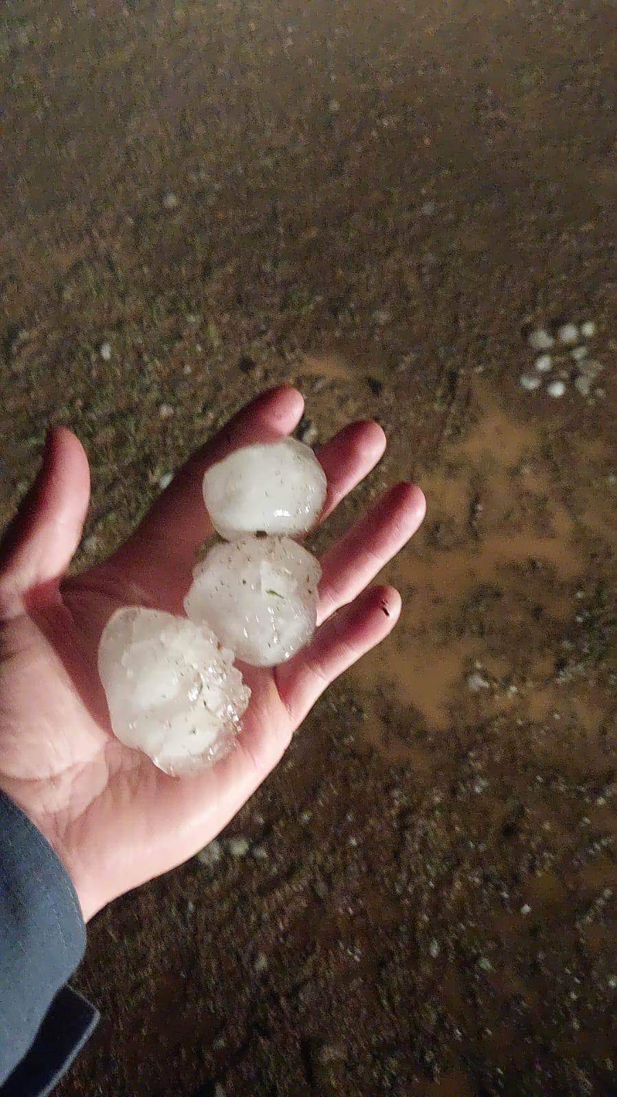 Instagram post azul divertido com vídeo meme(235)