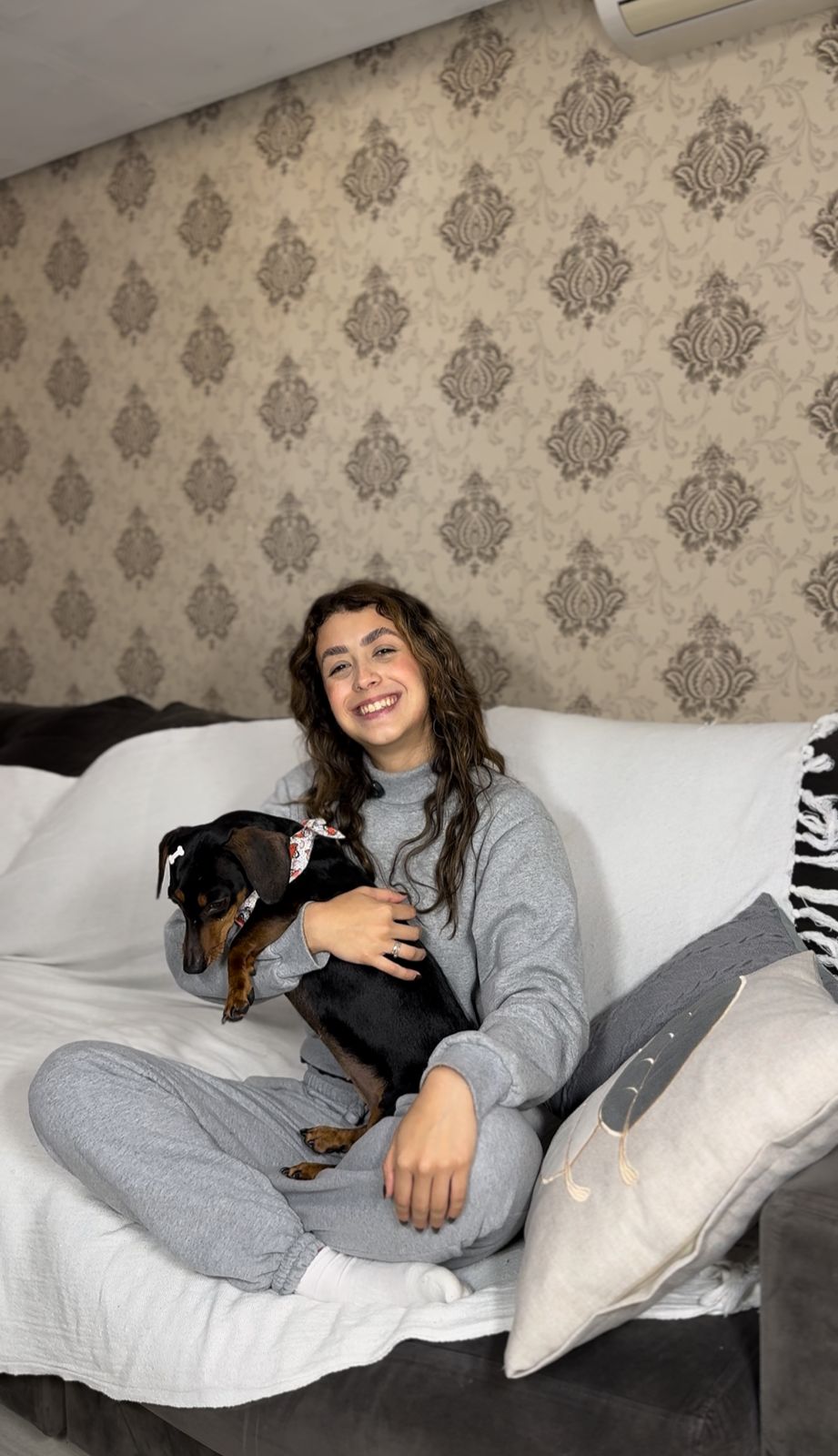 WhatsApp Image 2025-09-08 at 19.45.03