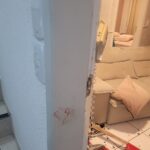 APÓS INVADIR APARTAMENTO E INVESTIR COM FACA CONTRA UMA MULHER, HOMEM É NEUTRALIZADO PELA POLÍCIA MILITAR