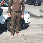 HERÓI DE FARDA: SARGENTO DA PM ENTRA NO MAR E SALVA BANHISTA EM BOMBAS