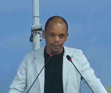 Instagram post azul divertido com vídeo meme(380)