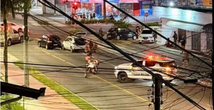 Instagram post azul divertido com vídeo meme(440)