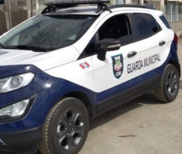 Post do Instagram Atenção Aviso Importante Amarelo Chamativo(1)